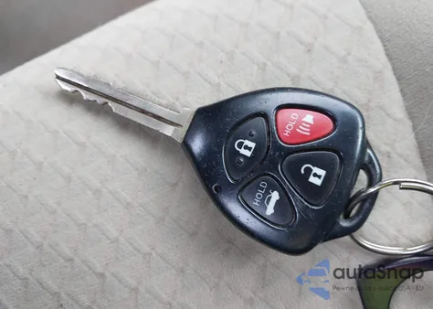 2007 Toyota Camry Le z USA, uszkodzony, nr VIN 4T1BE46K47U015447